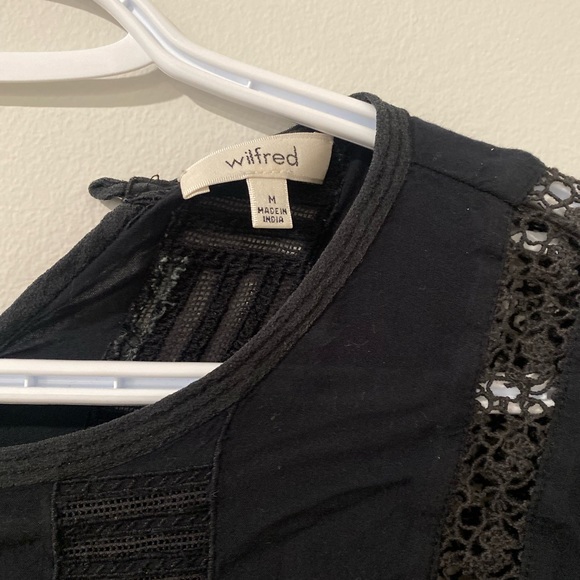 Aritzia Wilfred top. Size medium. Pairs well with jeans - Picture 3 of 4